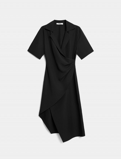 Unveiling Your Essence: The Fusion of Fashion and Femininity at FemmeFashMo